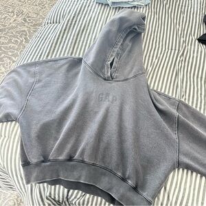 GAP cropped hoodie